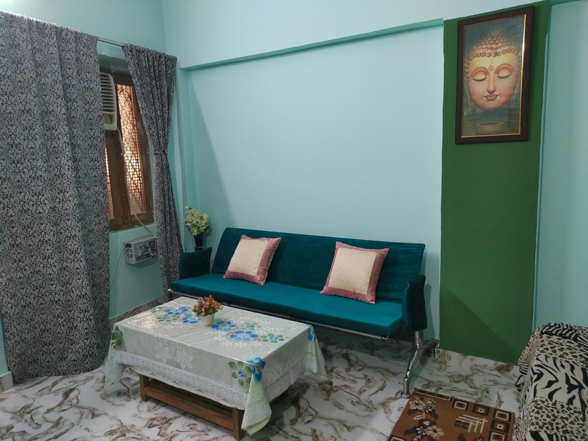 Banarasiya Stay Walking Distance To Banaras Railway Station Varanasi Habitación foto
