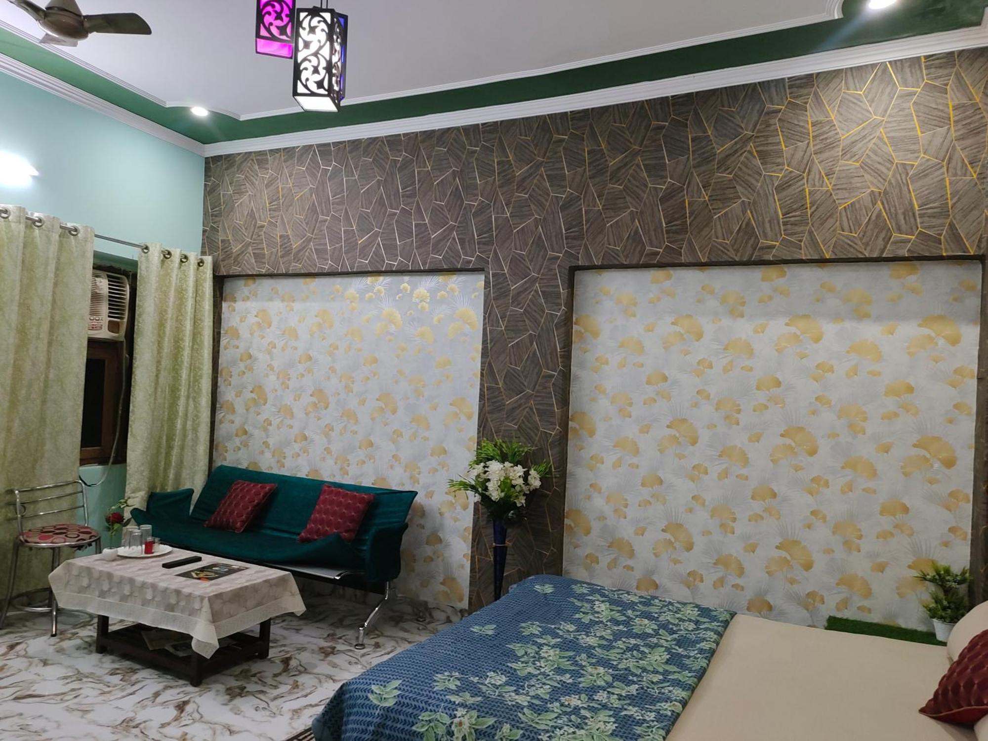 Banarasiya Stay Walking Distance To Banaras Railway Station Varanasi Exterior foto
